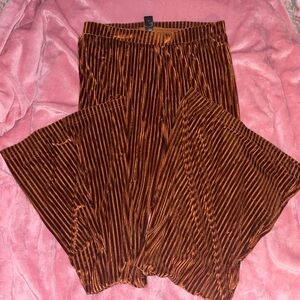 SHEIN Velvet Striped Pants in Rich Brown